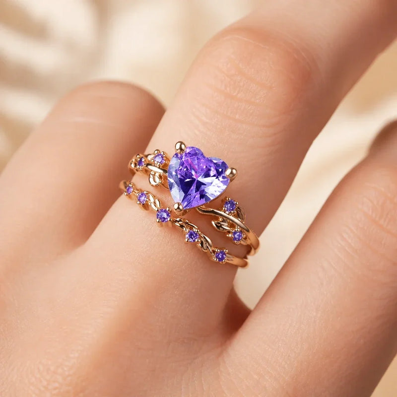 Vindy | Shimmering Golden Heart Ring