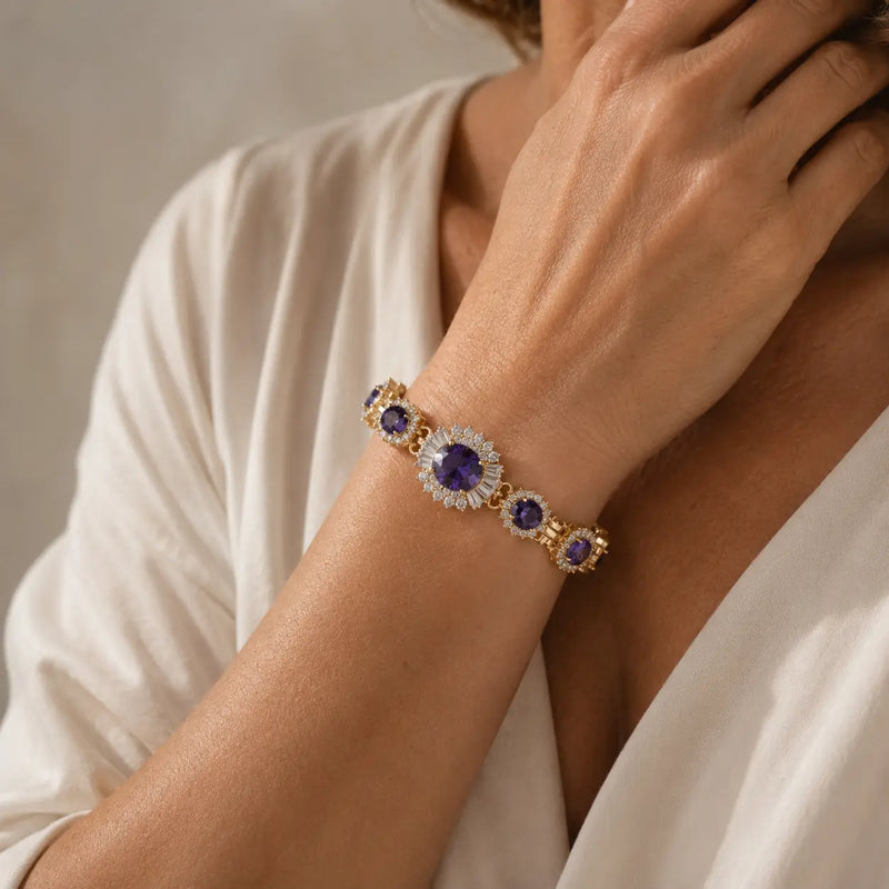 Matoria | Gold Bracelet with Amethyst Charm