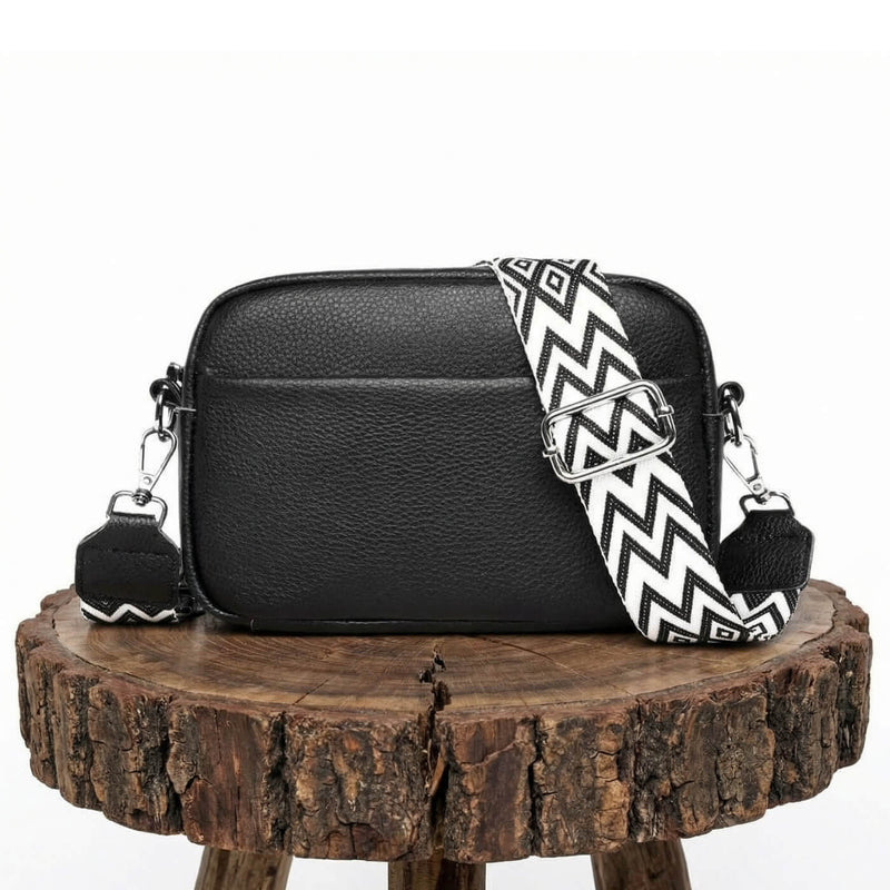 Chya | Strap Essential Crossbody Bag