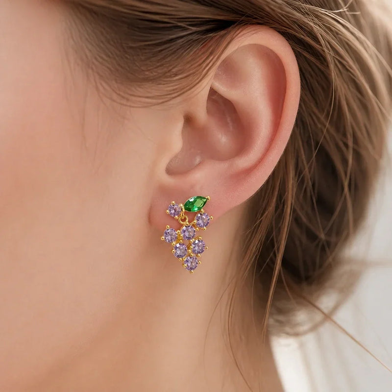 Hasa | Leaf-Inspired Stud Earrings