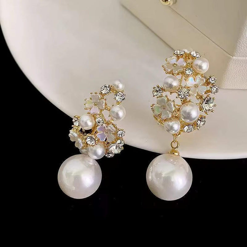 Irene | Chic Floral Pearl Drop Earrings