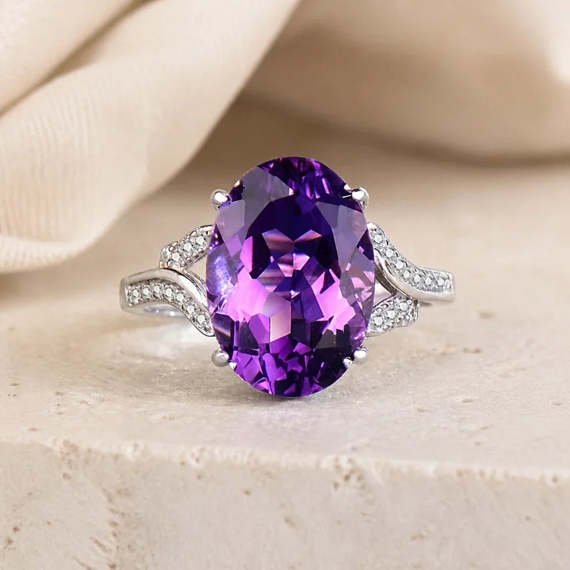 Karcy | Stunning Silver Ring with Iconic Amethyst Zirconia