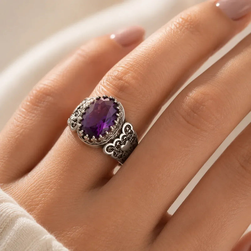 Arlope | Elegant Oval Zirconia Ring