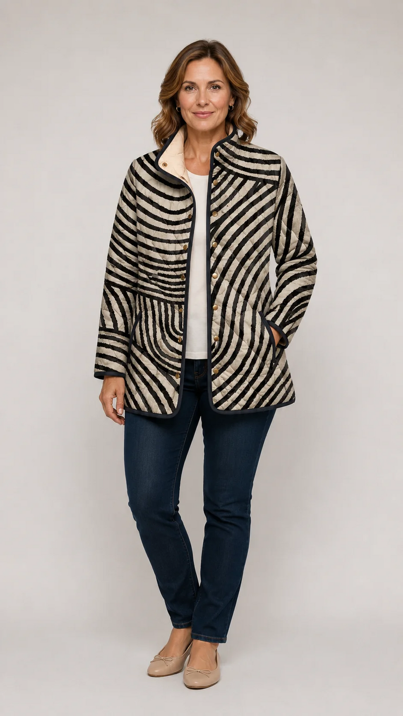 Lorah | Retro Hand-Drawn Circle Design Quilted Jacket